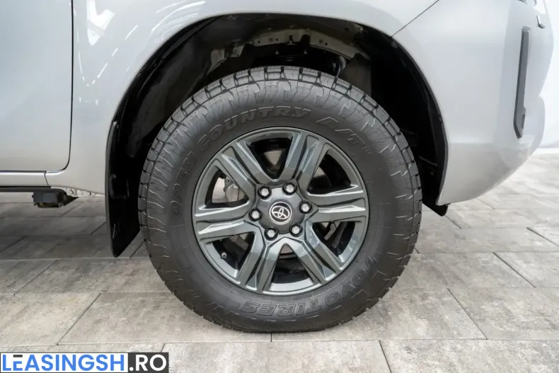 Toyota Hilux din 2025 cu 50.000 km - oferta TOY245762 - foto 23