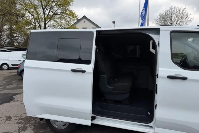 Ford Transit din 2025 cu 10.790 km - oferta FOR245764 - foto 12