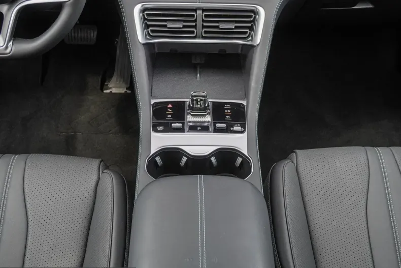 BYD Seal U din 2025 cu 12.031 km - oferta BYD245765 - foto 13