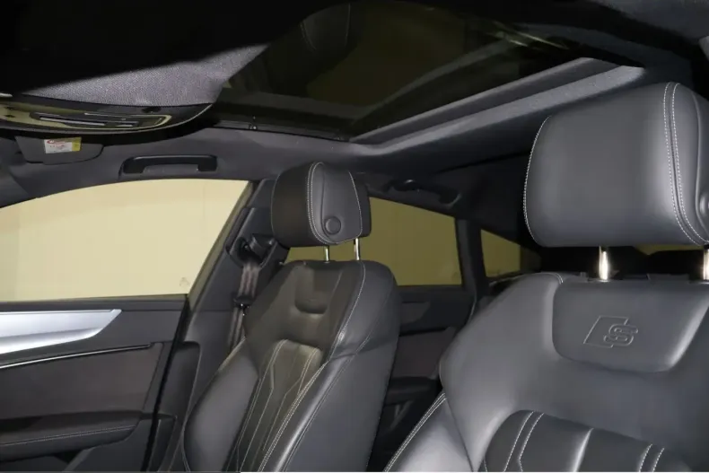 Audi A7 din 2023 cu 43.652 km - oferta AUD245775 - foto 16