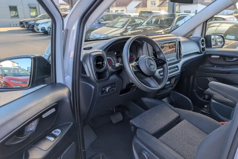 Mercedes-Benz Vito din 2024 cu 30.000 km - oferta MER245776 - foto 7