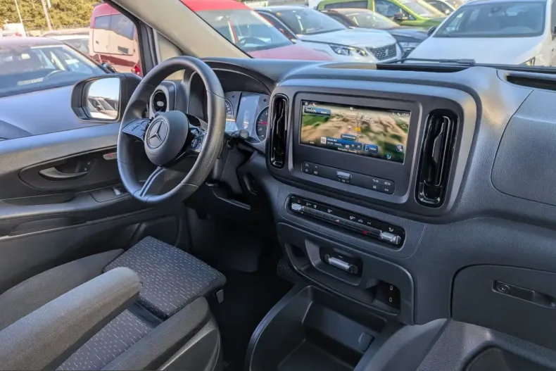 Mercedes-Benz Vito din 2024 cu 30.000 km - oferta MER245776 - foto 9