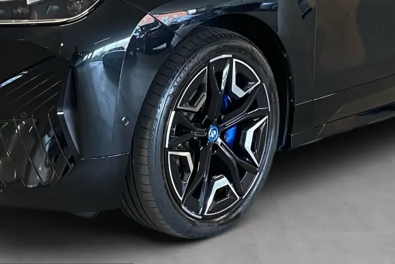BMW iX din 2023 cu 52.676 km - oferta BMW245778 - foto 6