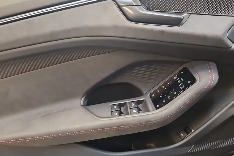Audi A6 din 2025 cu 13.900 km - oferta AUD245785 - foto 12