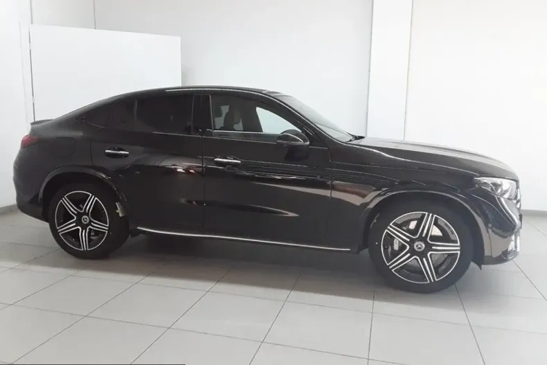 Mercedes-Benz GLC 300 (Clasa GLC) din 2025 cu 24.529 km - oferta MER245794 - foto 2