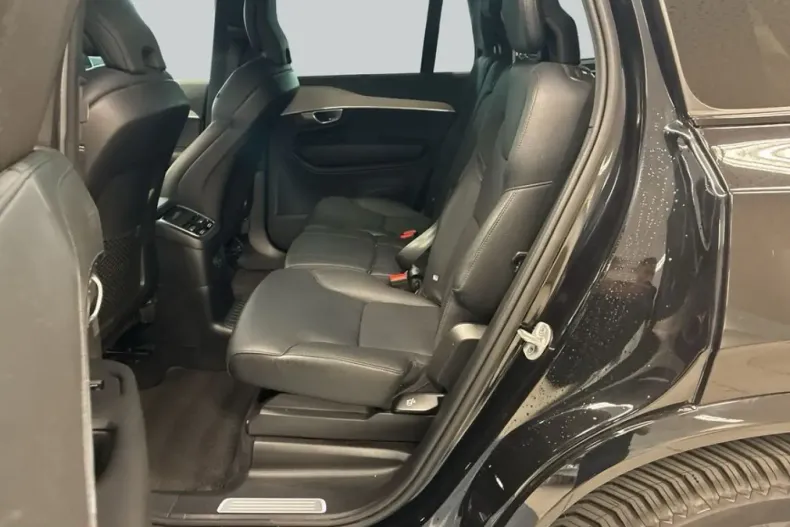Volvo XC90 din 2023 cu 55.802 km - oferta VOL245797 - foto 10