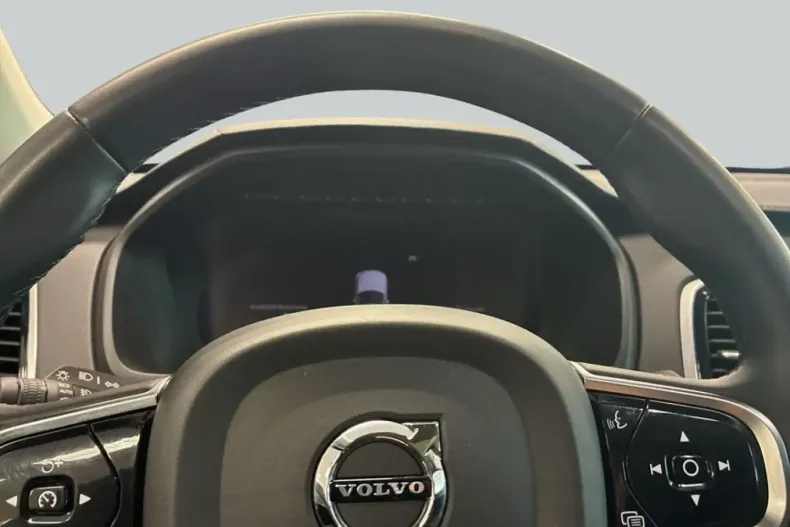 Volvo XC90 din 2023 cu 55.802 km - oferta VOL245797 - foto 14