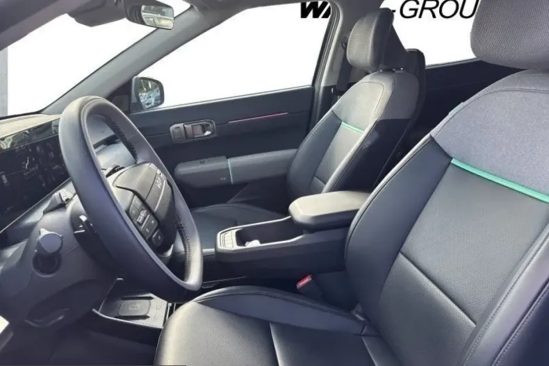 Kia EV4 din 2025 cu 5.800 km - oferta KIA245799 - foto 8