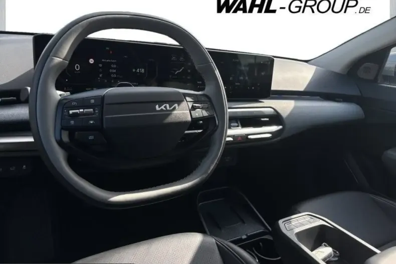 Kia EV4 din 2025 cu 5.800 km - oferta KIA245799 - foto 11