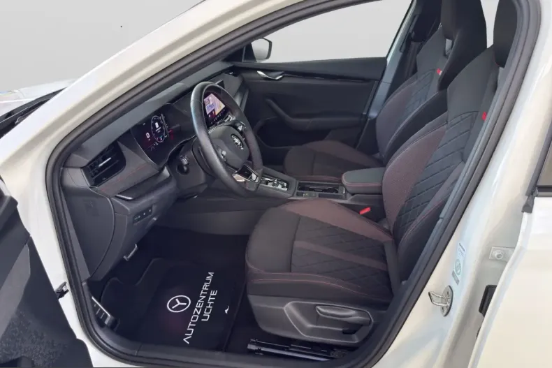 Skoda Octavia din 2023 cu 29.900 km - oferta SKO245809 - foto 9