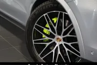 Porsche Cayenne din 2024 cu 11.560 km - oferta POR245810 - foto 35