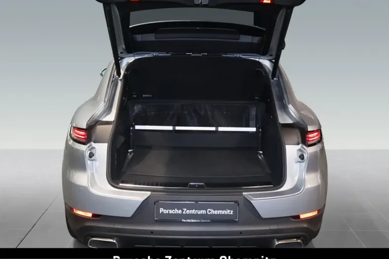 Porsche Cayenne din 2024 cu 11.560 km - oferta POR245810 - foto 40
