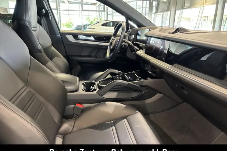 Porsche Cayenne din 2023 cu 34.900 km - oferta POR245811 - foto 3