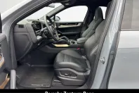 Porsche Cayenne din 2025 cu 13.350 km - oferta POR245813 - foto 9
