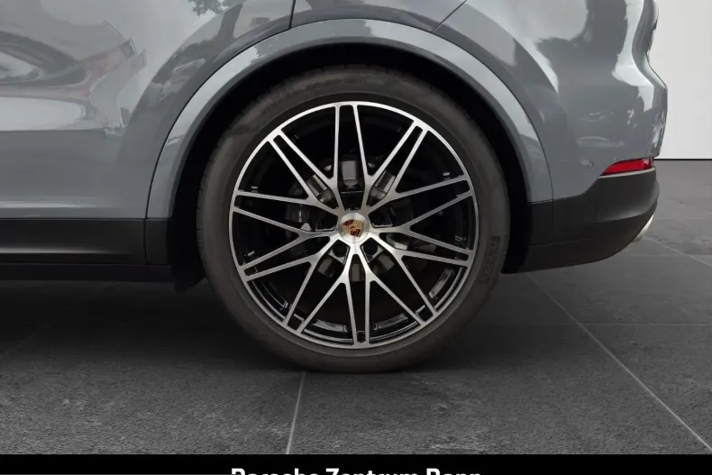 Porsche Cayenne din 2025 cu 13.350 km - oferta POR245813 - foto 25