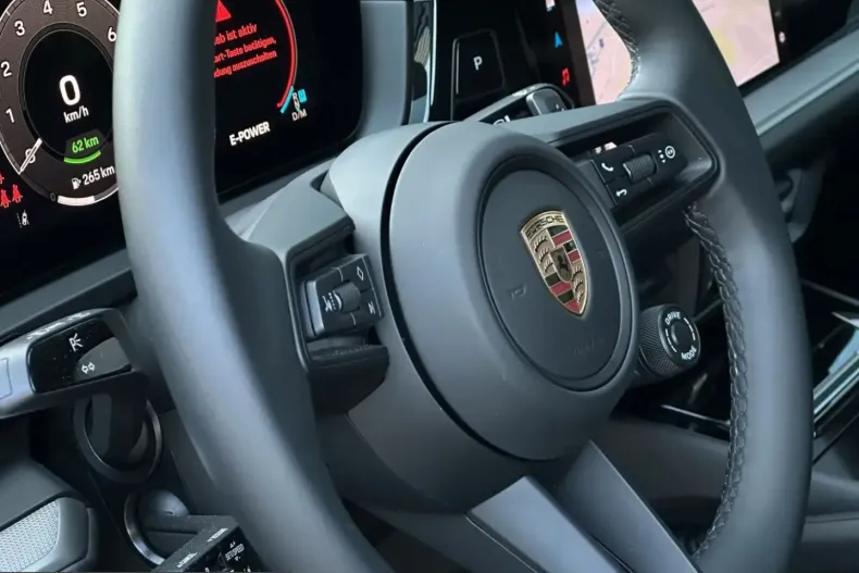 Porsche Cayenne din 2025 cu 18.700 km - oferta POR245815 - foto 14