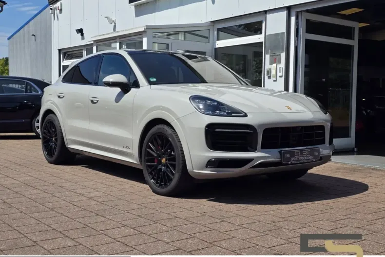 Porsche Cayenne din 2023 cu 71.986 km - oferta POR245817 - foto 12