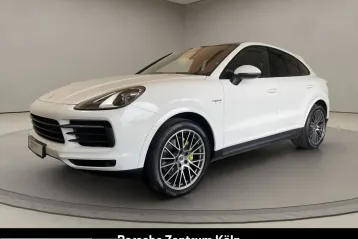 Porsche Cayenne din 2023 - oferta POR245818
