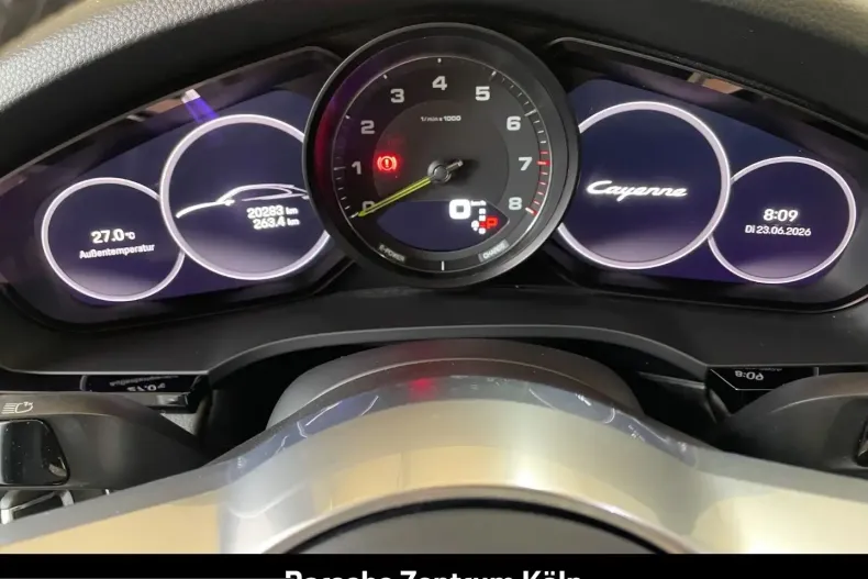 Porsche Cayenne din 2023 cu 20.280 km - oferta POR245818 - foto 16