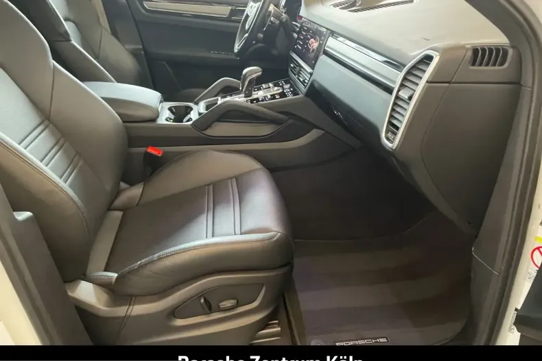 Porsche Cayenne din 2023 cu 20.280 km - oferta POR245818 - foto 21