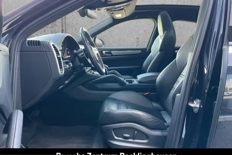 Porsche Cayenne din 2023 cu 35.130 km - oferta POR245819 - foto 4