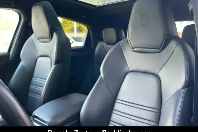Porsche Cayenne din 2023 cu 35.130 km - oferta POR245819 - foto 5