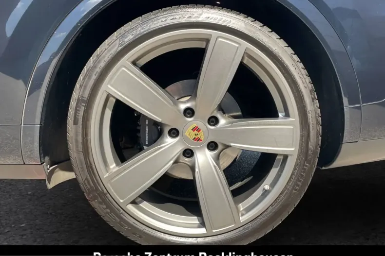 Porsche Cayenne din 2023 cu 35.130 km - oferta POR245819 - foto 17