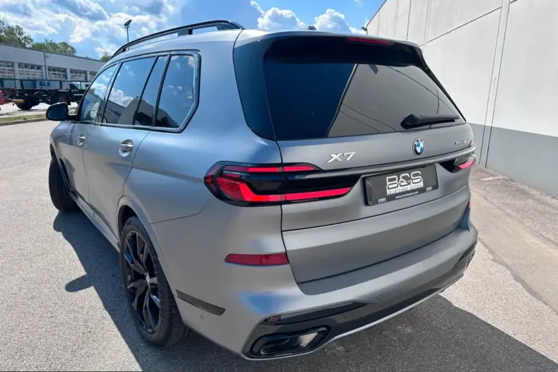 BMW X7 (Seria X) din 2025 cu 8.550 km - oferta BMW245830 - foto 5