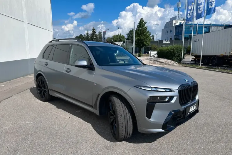 BMW X7 (Seria X) din 2025 cu 8.550 km - oferta BMW245830 - foto 10