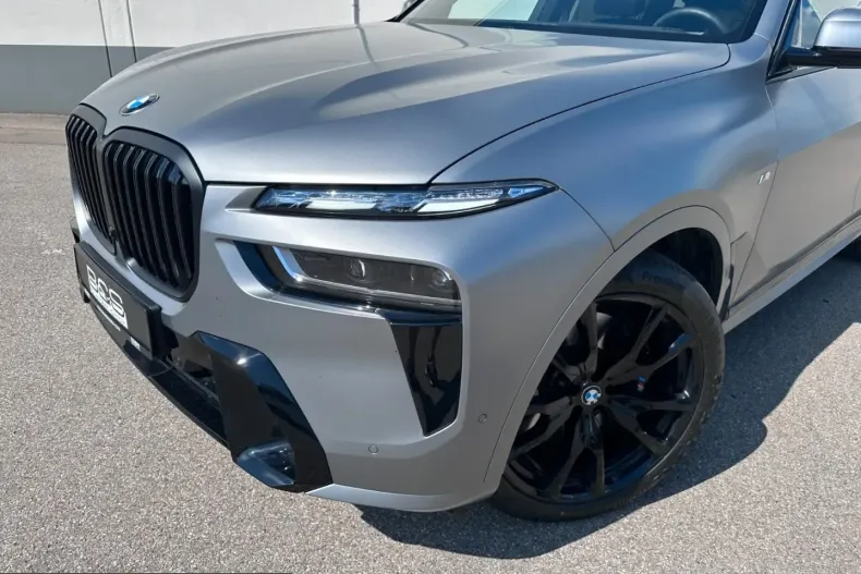BMW X7 (Seria X) din 2025 cu 8.550 km - oferta BMW245830 - foto 13