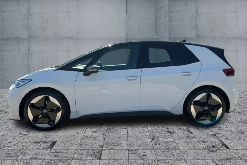 Volkswagen ID.3 din 2025 cu 2.015 km - oferta VOL245831 - foto 4