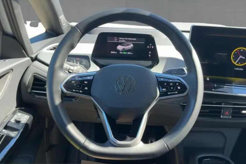 Volkswagen ID.3 din 2025 cu 2.015 km - oferta VOL245831 - foto 10