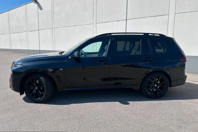 BMW X7 (Seria X) din 2025 cu 6.950 km - oferta BMW245832 - foto 5