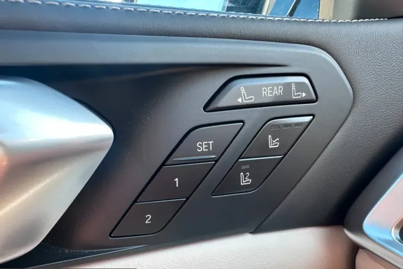 BMW X7 (Seria X) din 2025 cu 6.950 km - oferta BMW245832 - foto 17