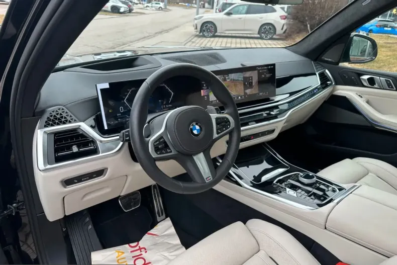BMW X7 (Seria X) din 2025 cu 6.950 km - oferta BMW245832 - foto 18