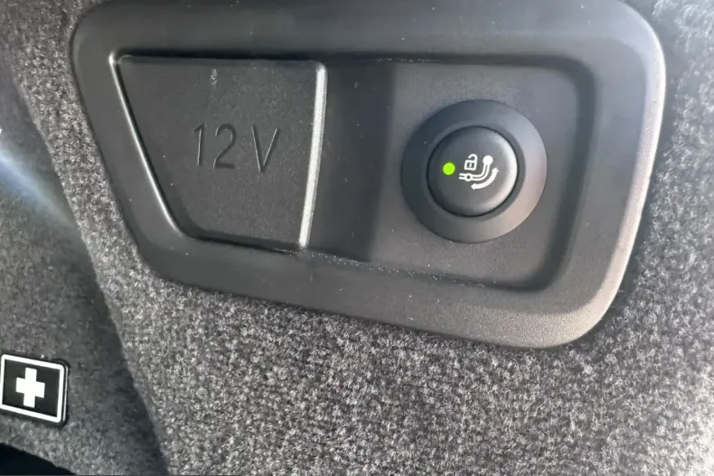 BMW X7 (Seria X) din 2025 cu 6.950 km - oferta BMW245832 - foto 38