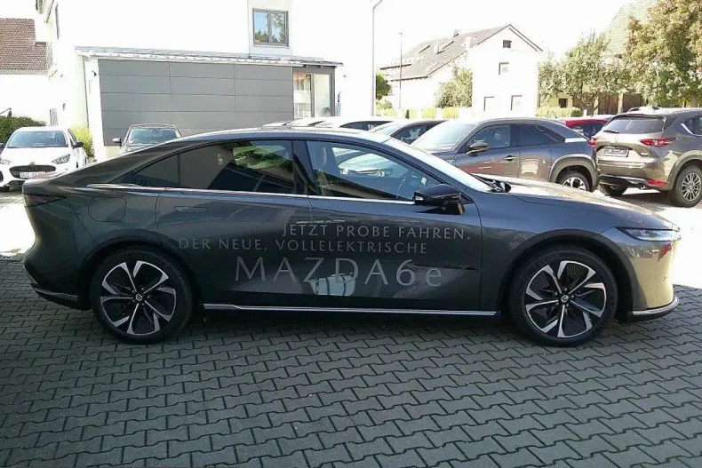 Mazda 6e din 2025 cu 13.900 km - oferta MAZ245833 - foto 4