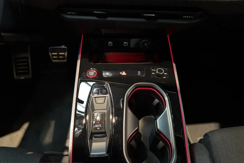 Audi A6 din 2025 cu 19.900 km - oferta AUD245838 - foto 15