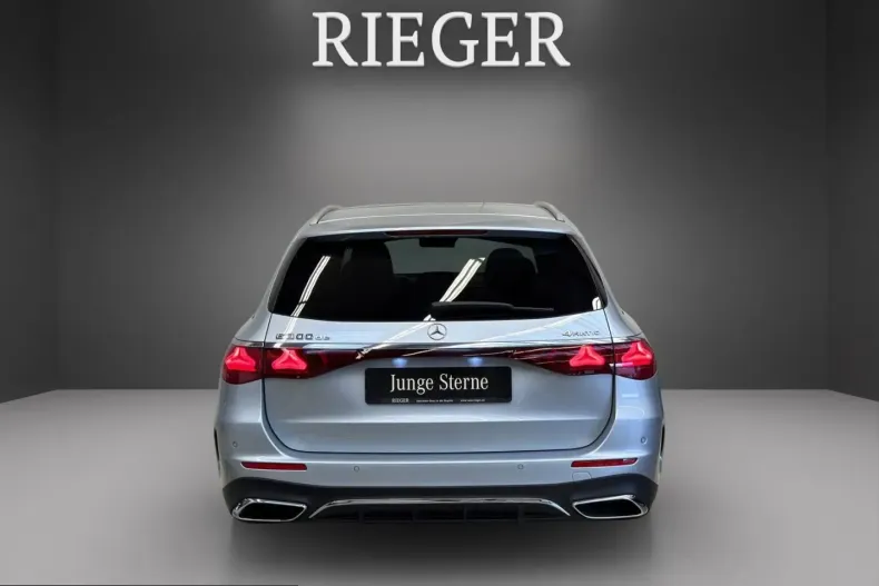 Mercedes-Benz E 300 (Clasa E) din 2025 cu 24.430 km - oferta MER245840 - foto 10