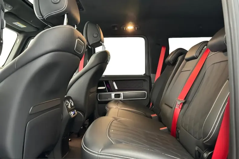 Mercedes-Benz G 63 AMG (Clasa G) din 2023 cu 69.985 km - oferta MER245849 - foto 7