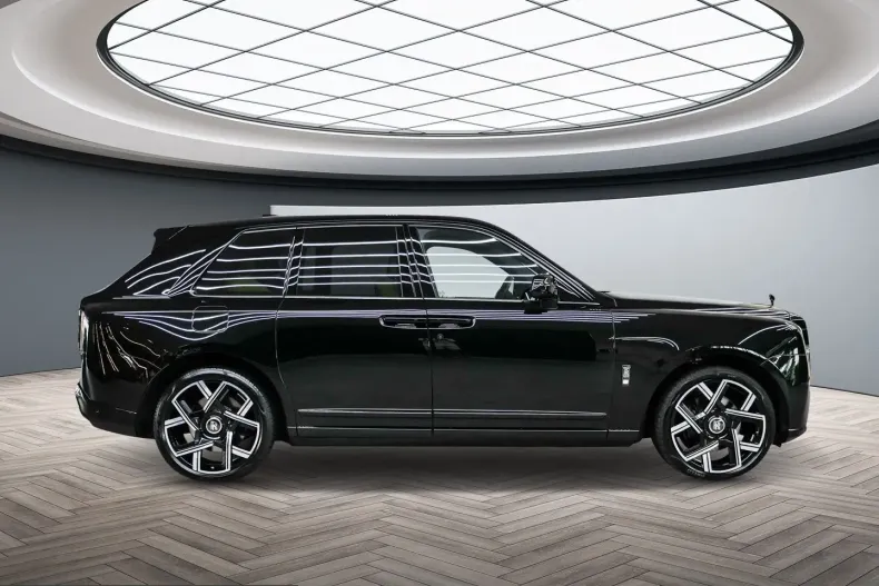 Rolls-Royce Cullinan din 2025 cu 16.900 km - oferta ROL245859 - foto 4