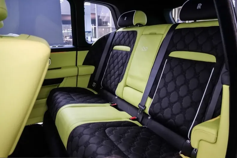 Rolls-Royce Cullinan din 2025 cu 16.900 km - oferta ROL245859 - foto 12