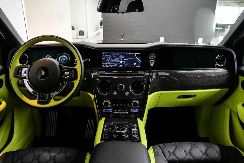 Rolls-Royce Cullinan din 2025 cu 16.900 km - oferta ROL245859 - foto 13