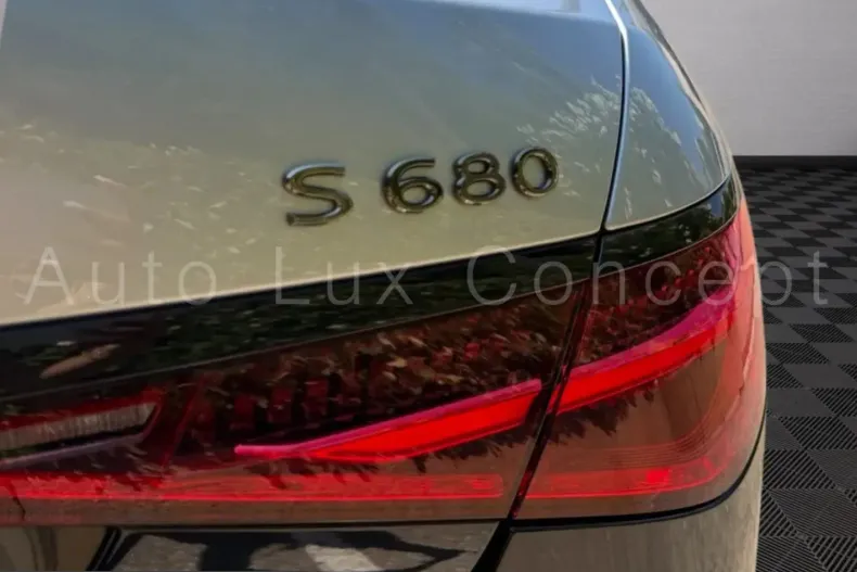 Mercedes-Benz S 680 (Clasa S) din 2023 cu 12.712 km - oferta MER245862 - foto 14