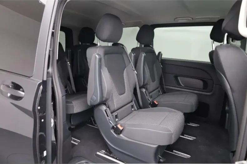Mercedes-Benz V 220 (Clasa V) din 2024 cu 26.250 km - oferta MER245866 - foto 22