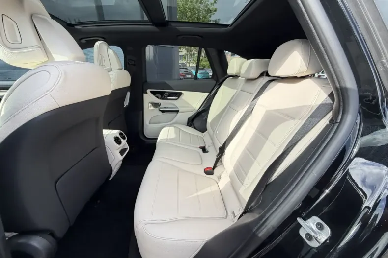 Mercedes-Benz GLC 220 (Clasa GLC) din 2024 cu 39.013 km - oferta MER245870 - foto 12