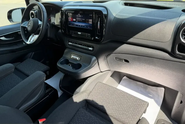 Mercedes-Benz Vito din 2025 cu 15.200 km - oferta MER245871 - foto 18