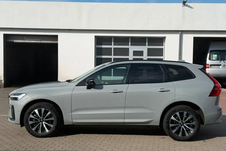 Volvo XC60 din 2024 cu 56.390 km - oferta VOL245873 - foto 3
