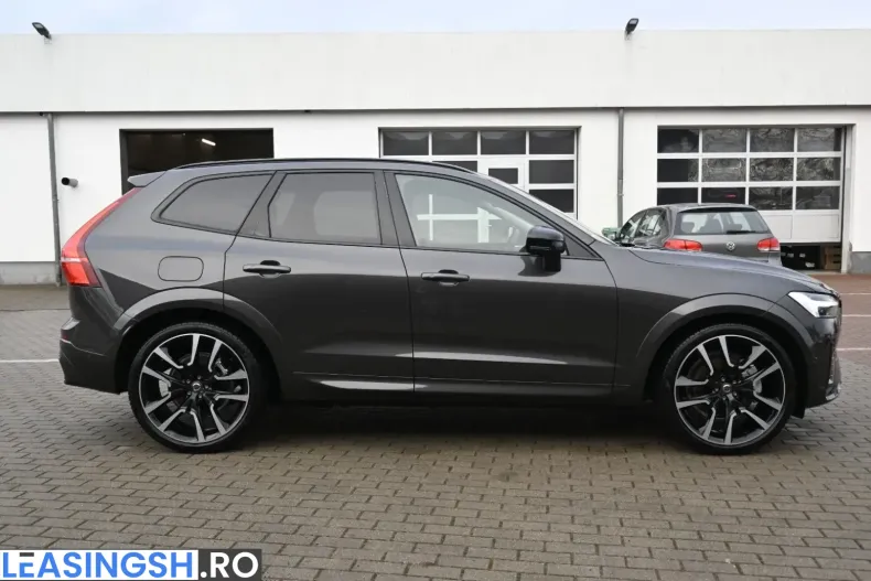 Volvo XC60 din 2024 cu 10.730 km - oferta VOL245874 - foto 6