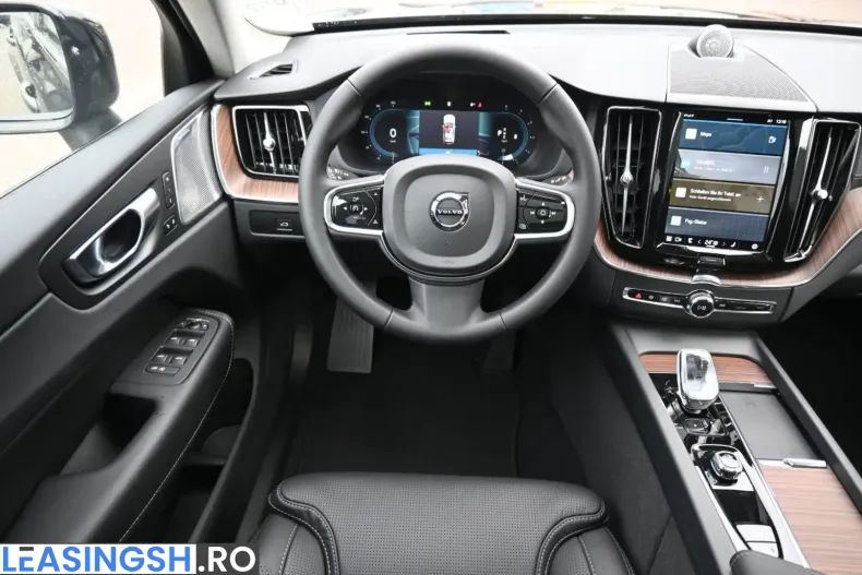 Volvo XC60 din 2024 cu 10.730 km - oferta VOL245874 - foto 20